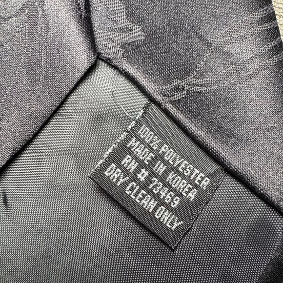 Looney Tunes Characters Men's Necktie Bugs Bunny Tazmanian Devil Marvin Martian - Picture 5 of 5